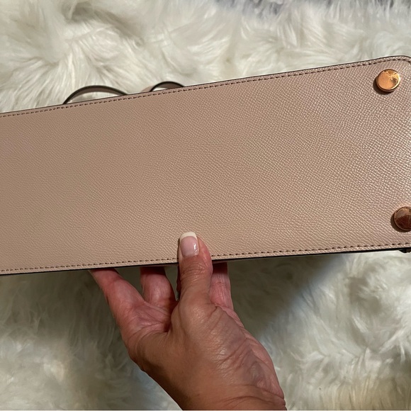 COPY - Michael Kors Medium Maddie-Tote-Blush & Rose Gold - Picture 4 of 10